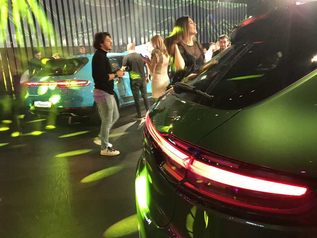 Noul Porsche Macan a fost prezentat la Bucuresti. Costa de la 61.600 euro cu TVA