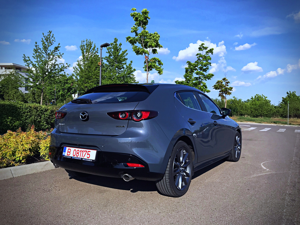 Test drive cu Mazda3 si noul propulsor 1.8 litri Skyactiv-D