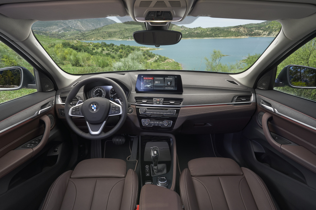 BMW X1 a primit un facelift. Modelul ajunge pe piata in aceasta vara