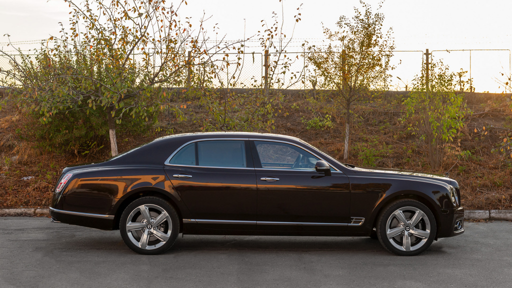 Bentley Mulsanne Speed - Test Drive cu un sedan de peste 300.000 euro