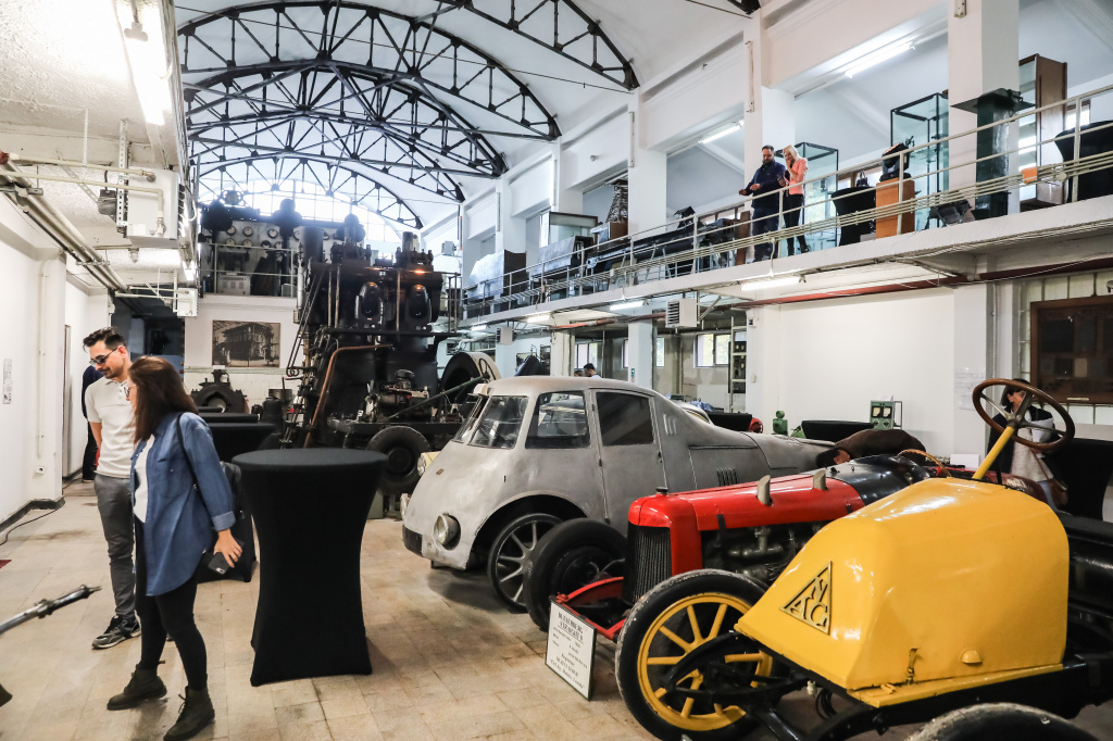 BMW Seria 8 Gran Coupe, prezentat la Muzeul Tehnic Dimitrie Leonida