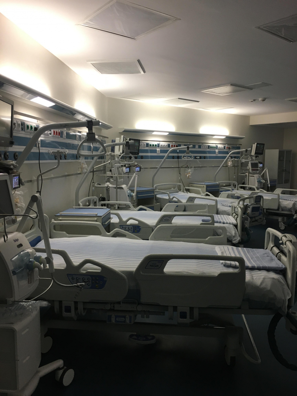 FOTO Cum arata Blocul Operator Central al Spitalului Universitar de Urgenta. 11 sali de operatie moderne vor fi redeschise intr-o saptamana