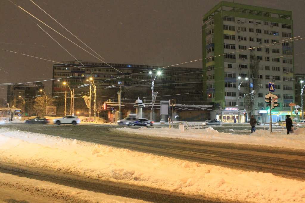 [Galerie Foto] Cum arata Bucurestiul sub prima zapada din aceasta iarna