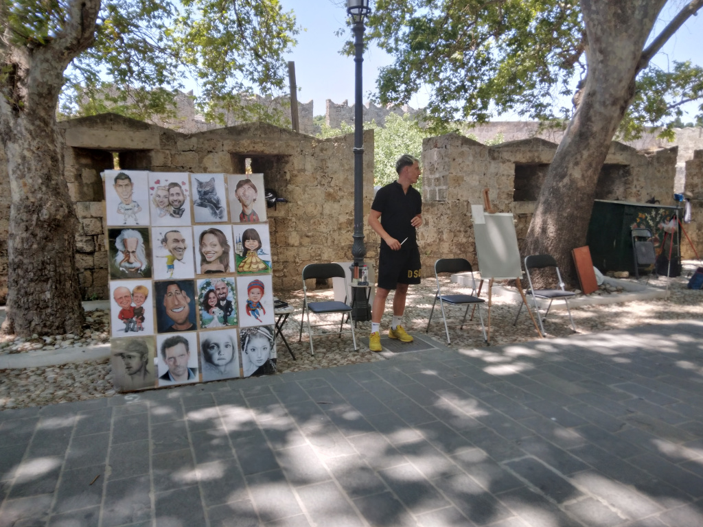 GALERIE FOTO | Rodos: ce putem vizita în insula fără închisoare a Greciei