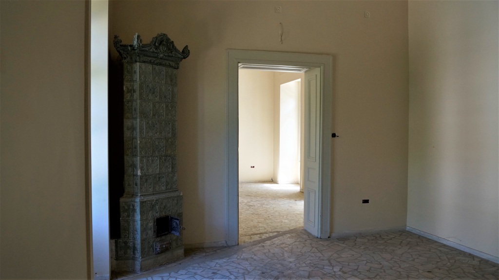 Clădiri cu Povești | Cum arată Palatul Știrbei din Calea Victoriei în așteptarea lucrărilor de renovare - Galerie FOTO