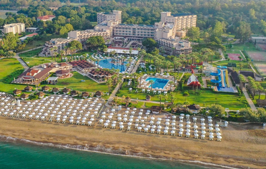 GALERIE FOTO: Ce poți face în resorturile all-inclusive din Antalya