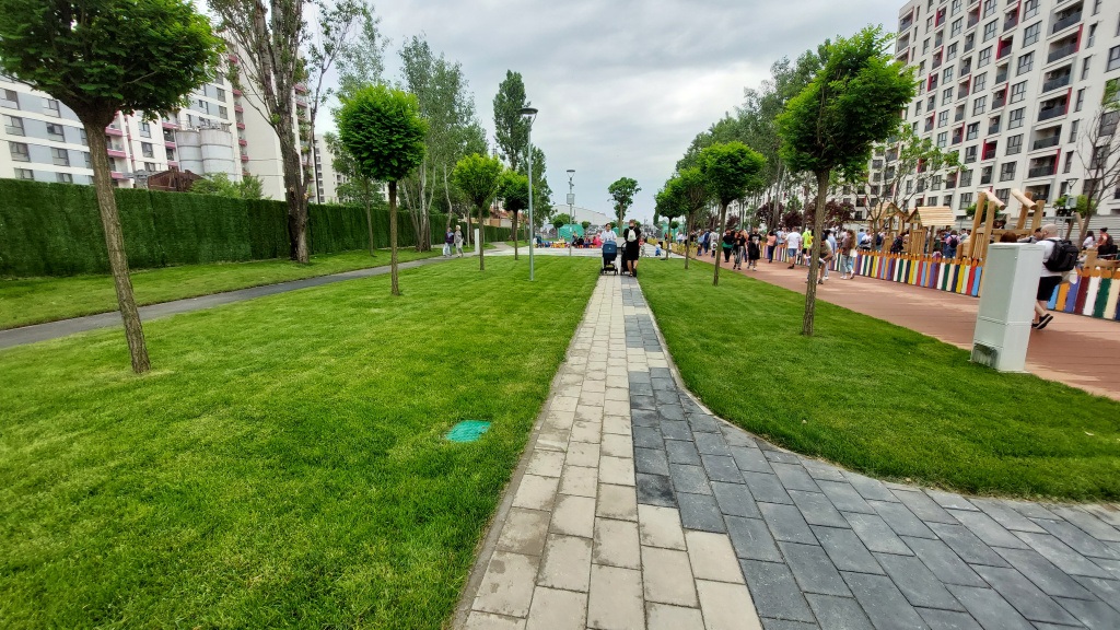 GALERIE FOTO | Cum arată cel mai nou parc din București, inaugurat chiar de Ziua Copilului