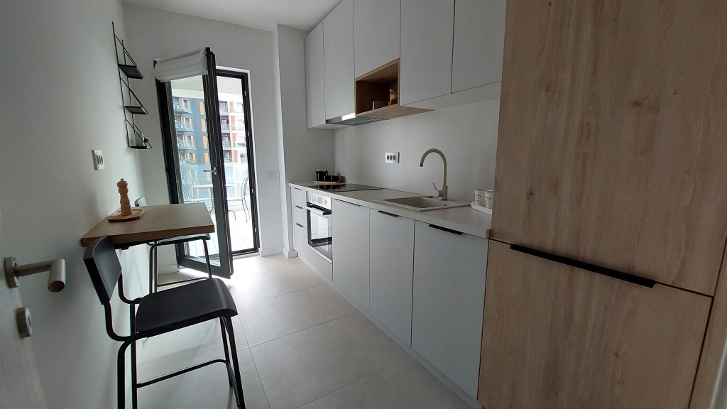 GALERIE FOTO | Cum arată un apartament nou de două camere în nordul scump al Capitalei