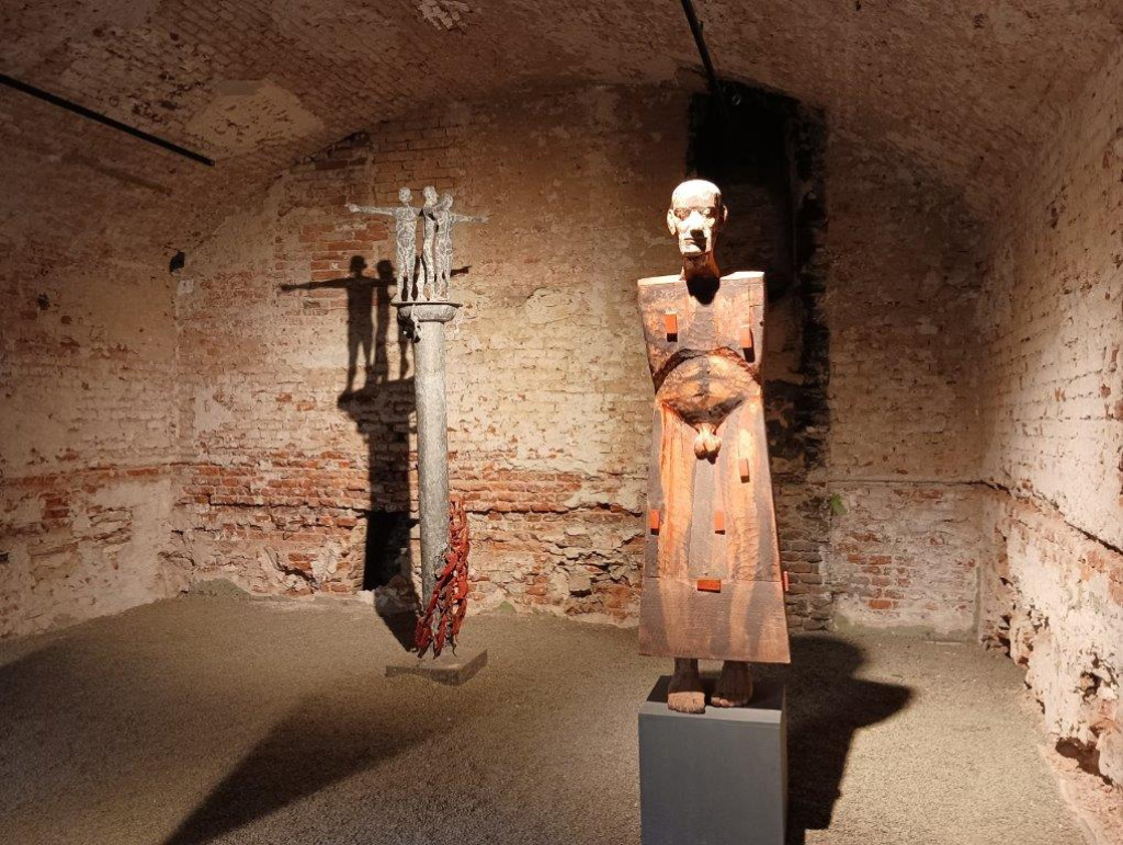 GALERIE FOTO | ”după SCULPTURĂ/SCULPTURA”: expozițiile din Timișoara care îți explică sculptura contemporană