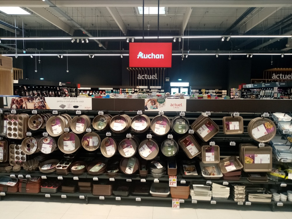 FOTO | Cum arată noul format de hipermarket testat de Auchan în Berceni. Proiectul-pilot ar putea deveni standard în întreaga rețea