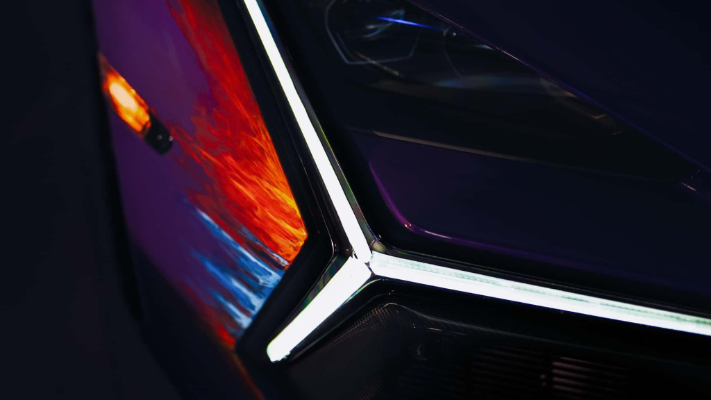 Lamborghini a dezvăluit un Revuelto unicat care a fost pictat manual. Au fost necesare peste 400 de ore de muncă