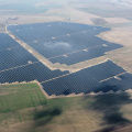 Nofar cumpără cel mai mare proiect fotovoltaic din istoria României. Poate alimenta un oraș cât - Foto 1 din 5