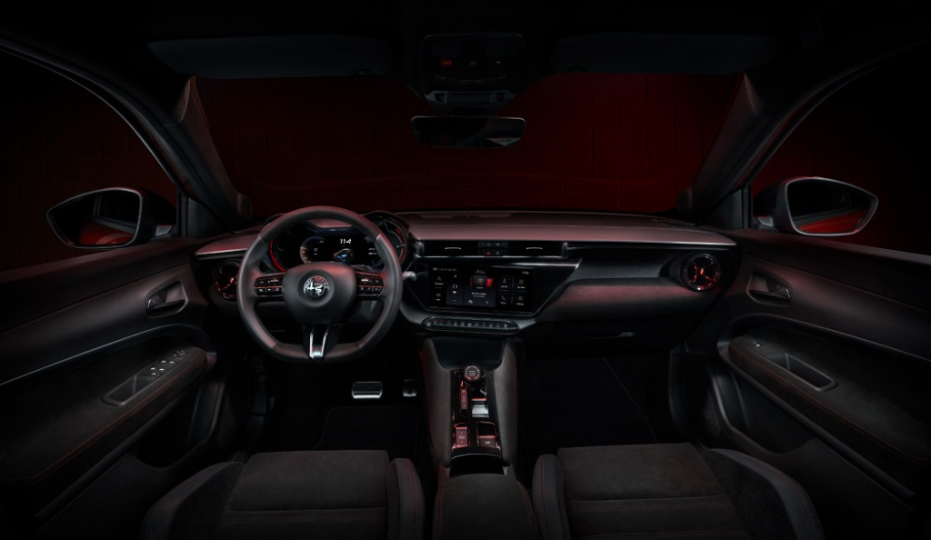 Alfa Romeo a publicat primele imagini și detalii referitoare la noul model 