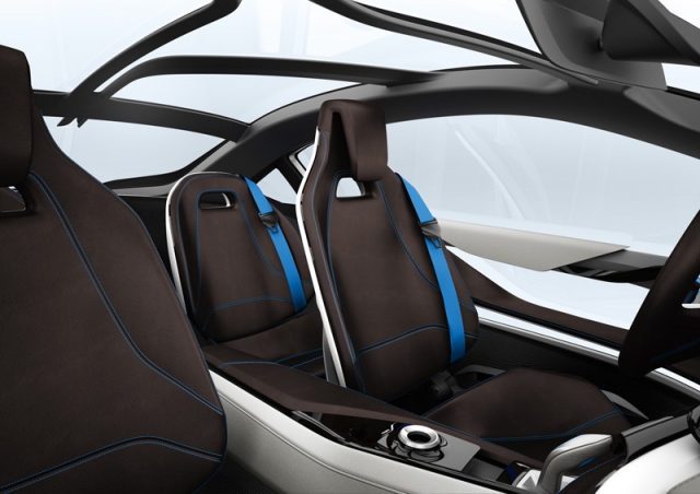 Cat de performante vor fi modelele electrice BMW i3 si i8 - Foto 11 din 12