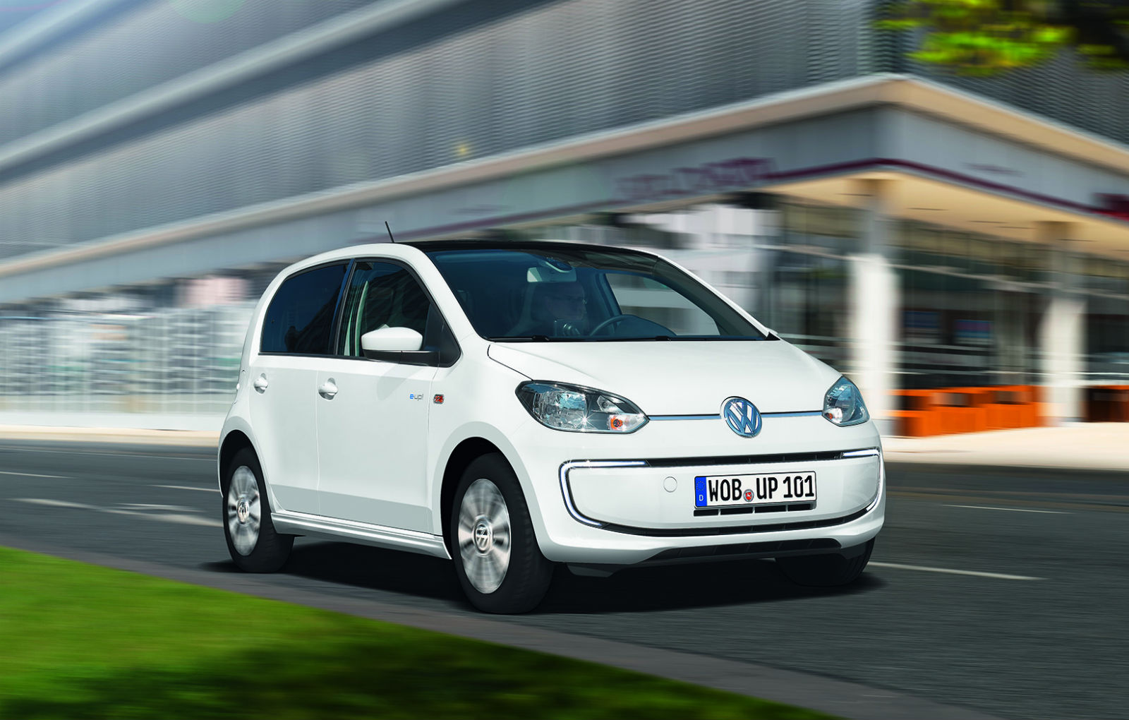 Masini electrice: Volkswagen e-Up: 15.650 euro