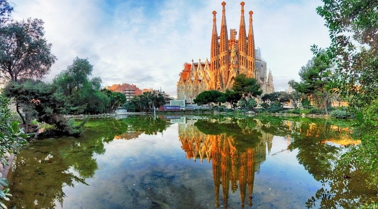 2. Barcelona, Spania - Ianuarie, cea mai ieftina luna de vizitat