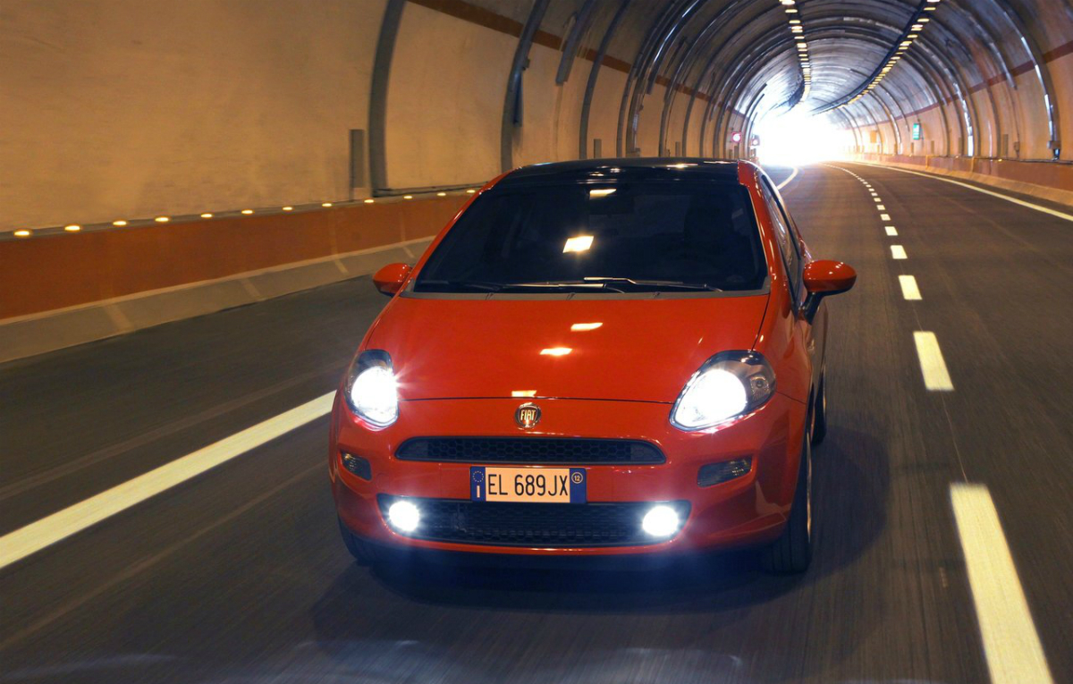 Loc 4: Fiat Punto - 10,8% procentaj defecțiuni în primii 3 ani