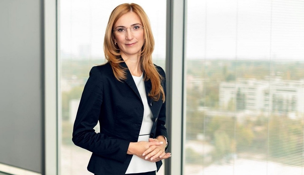 Alina Popa, Director Financiar și Membru al Directoratului Petrom (43 de ani)