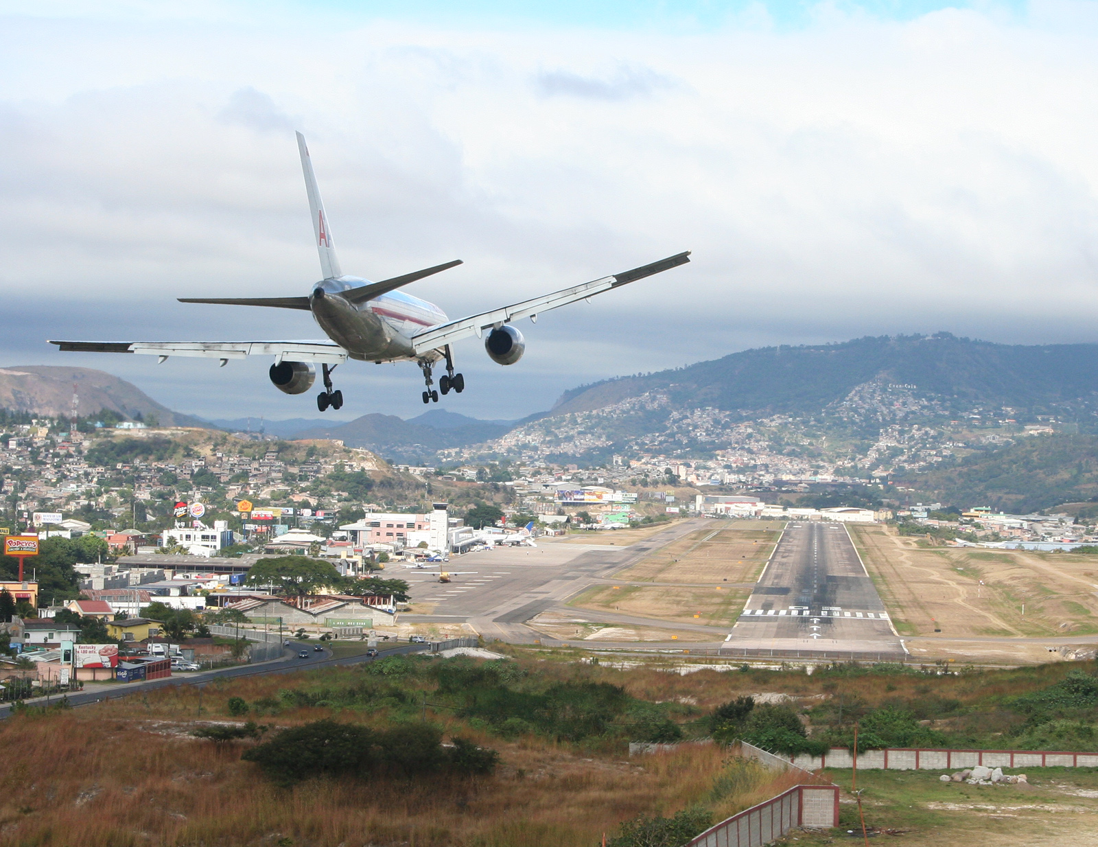 Aeroportul Internațional Toncontín, Honduras