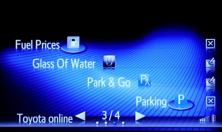 Un pahar de apă din infotainment-ul Toyota - o ocazie de hidratare digitală