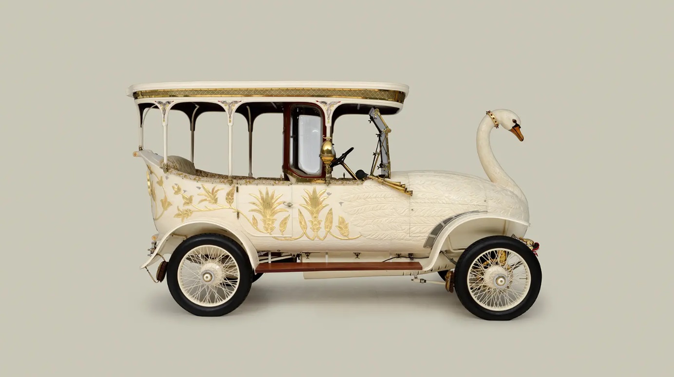 Brooke 25/30 HP Swan Car - 1910