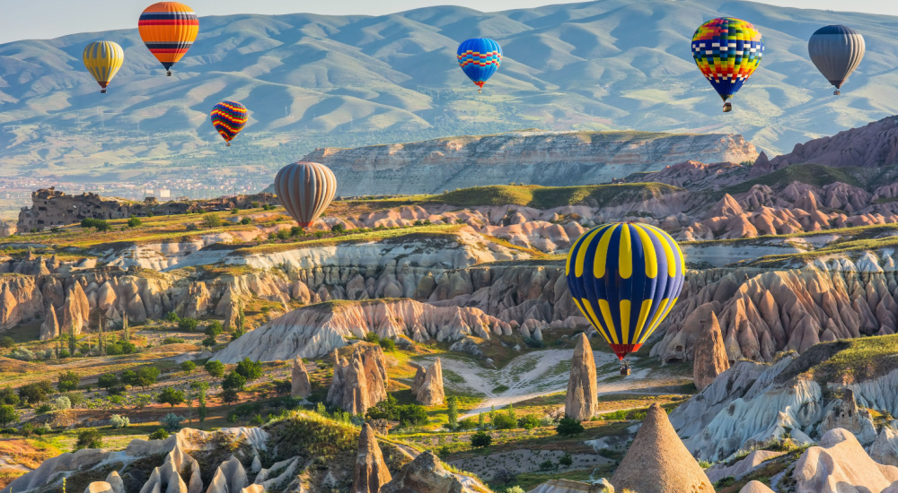 Zbor cu balonul deasupra Cappadociei