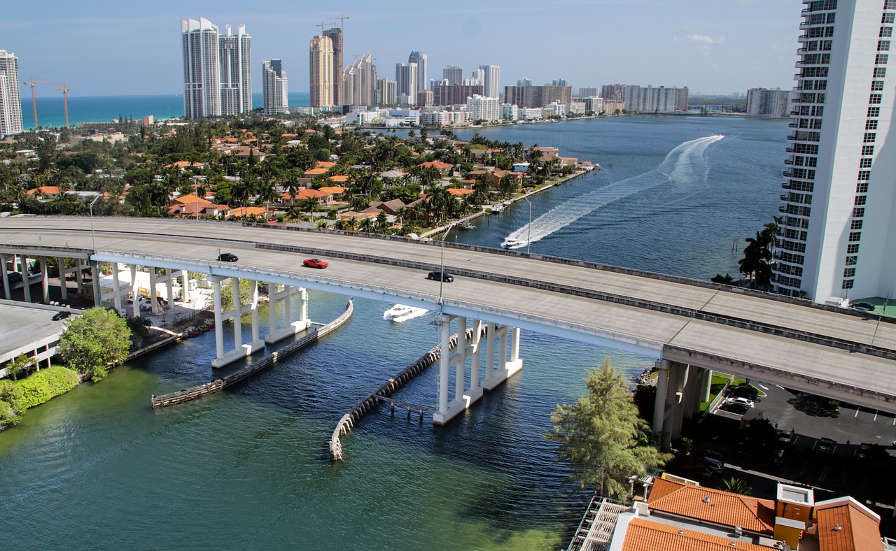 FOTO | Topul celor mai scumpe zece orașe din lume, în vara lui 2023 - Miami