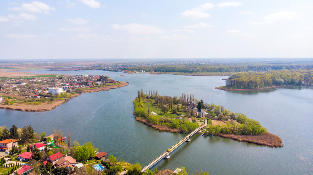 Parcul, Lacul, Palatul și Mânăstirea Snagov