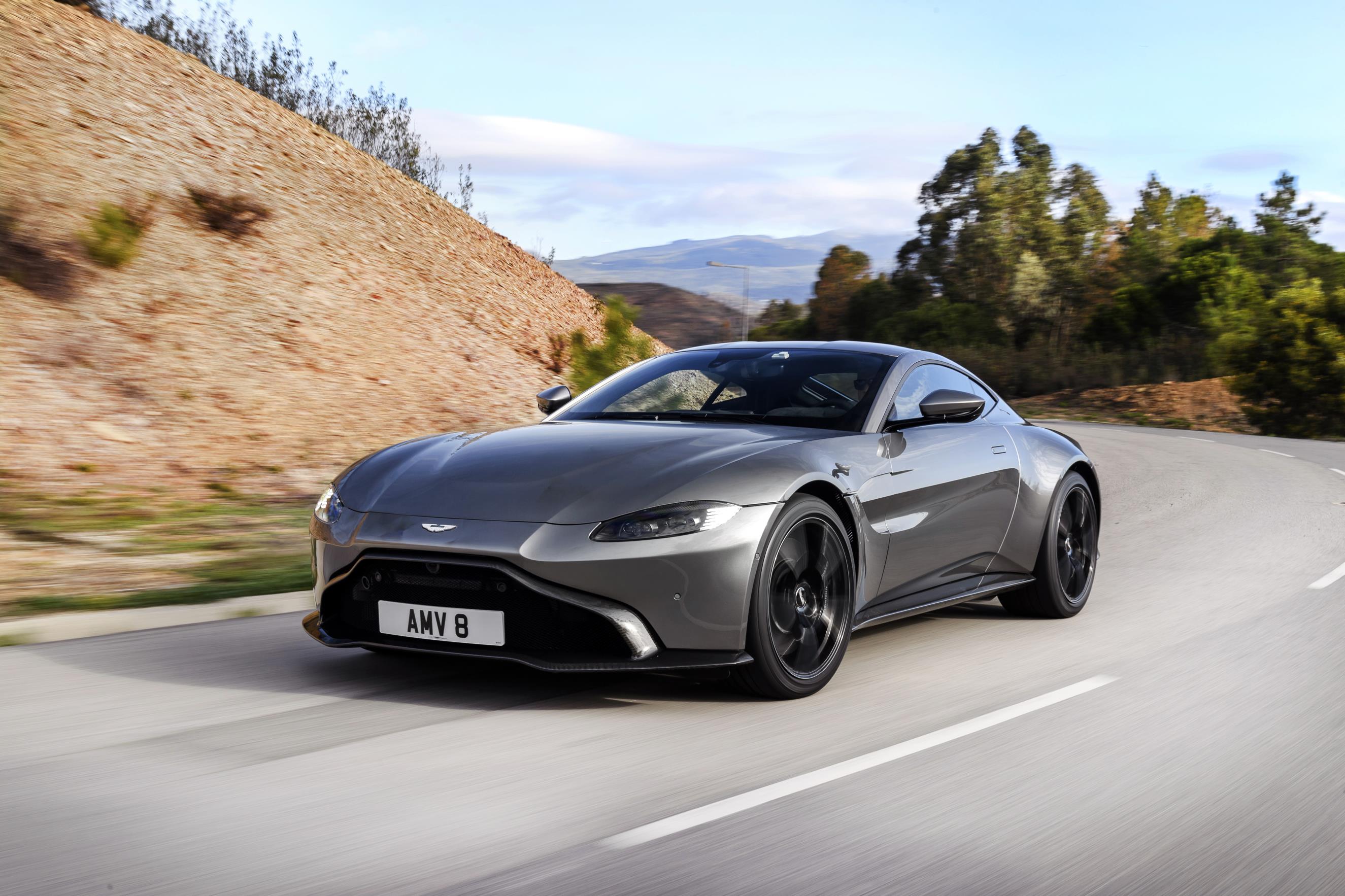 Aston Martin Vantage - un exemplar