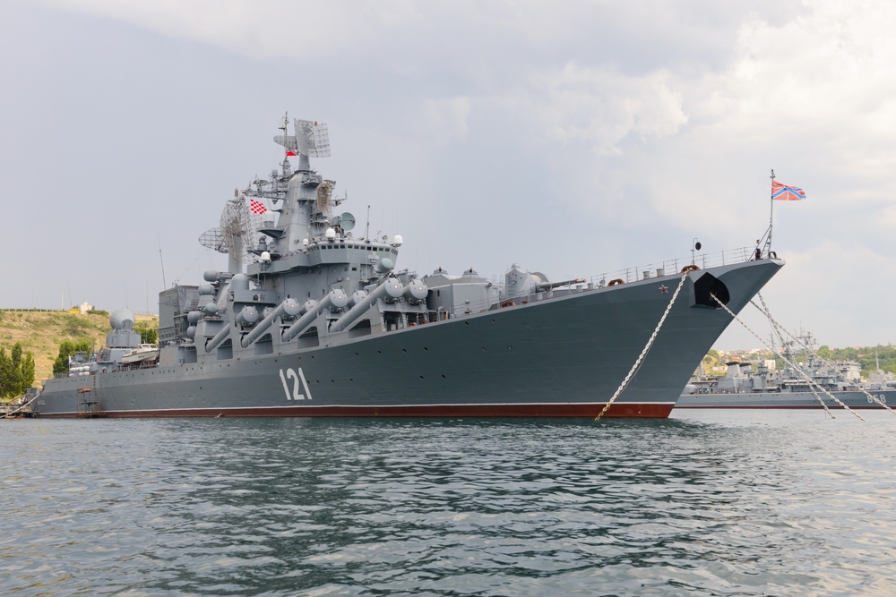 Crucişătorul Moscova este scufundat de ucraineni. Rusia spune că nava ”și-a pierdut stabilitatea”