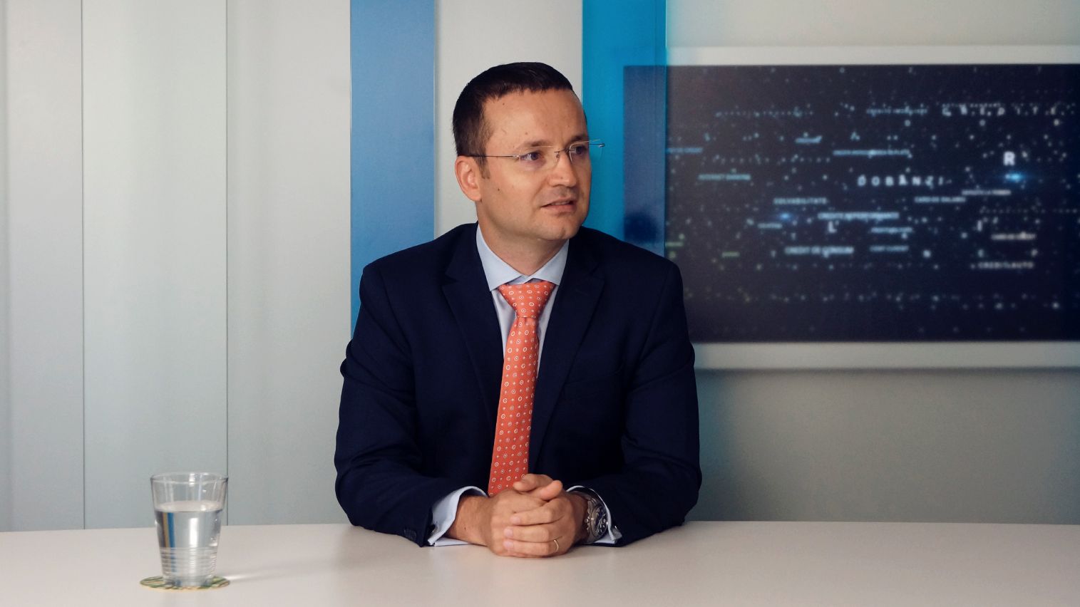 Cat va creste rata la un credit de consum cand dobanzile vor urca cu un punct procentual si cat de departe este acest scenariu