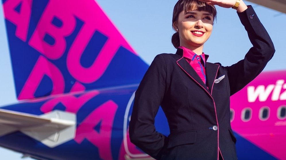 Angajări Wizz Air în România: Compania îi va recruta de la București pe cei care caută un job „la înălțime”. Ce criterii trebuie îndeplinite