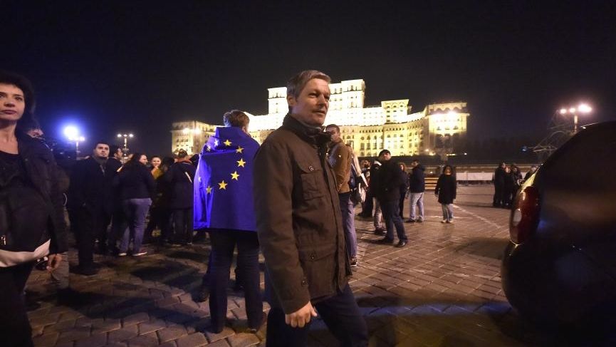 Ciolos, la protest: Cred ca se ajunge la o limita. La alegerile viitoare vom fi prezenti