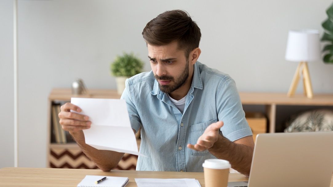 Facturi ilegale la energie: ce amenzi au primit companiile și ce trebuie să faci dacă ești victima acestor practici