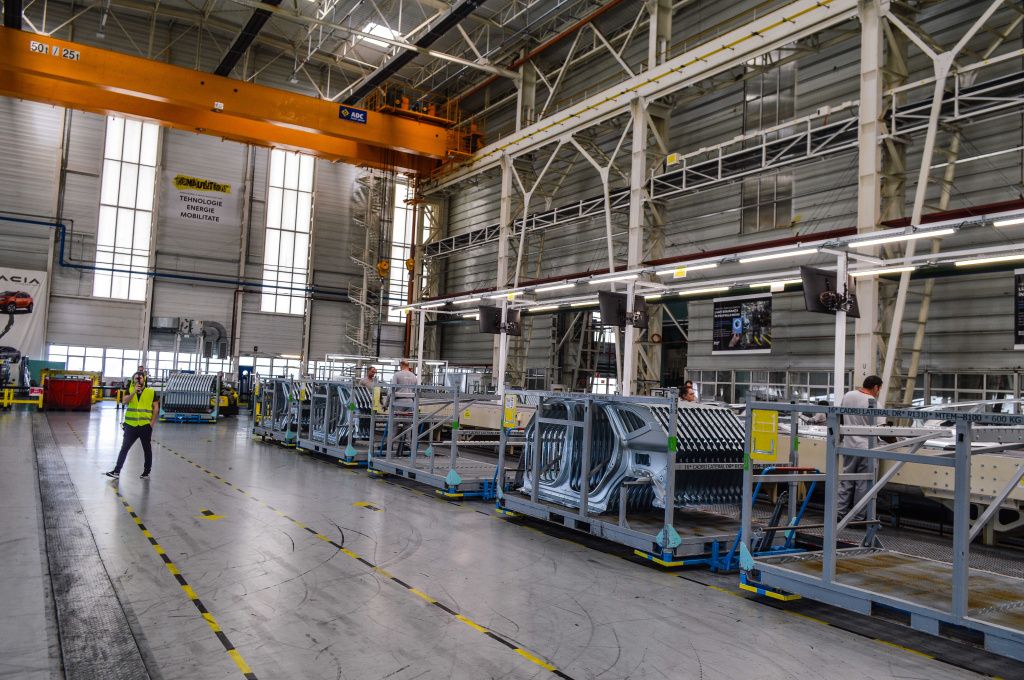 [FOTO] Cum arată fabrica Dacia Mioveni, "žcasa" lui Bigster în care s-au investit 340 mil. euro - Imagine 10