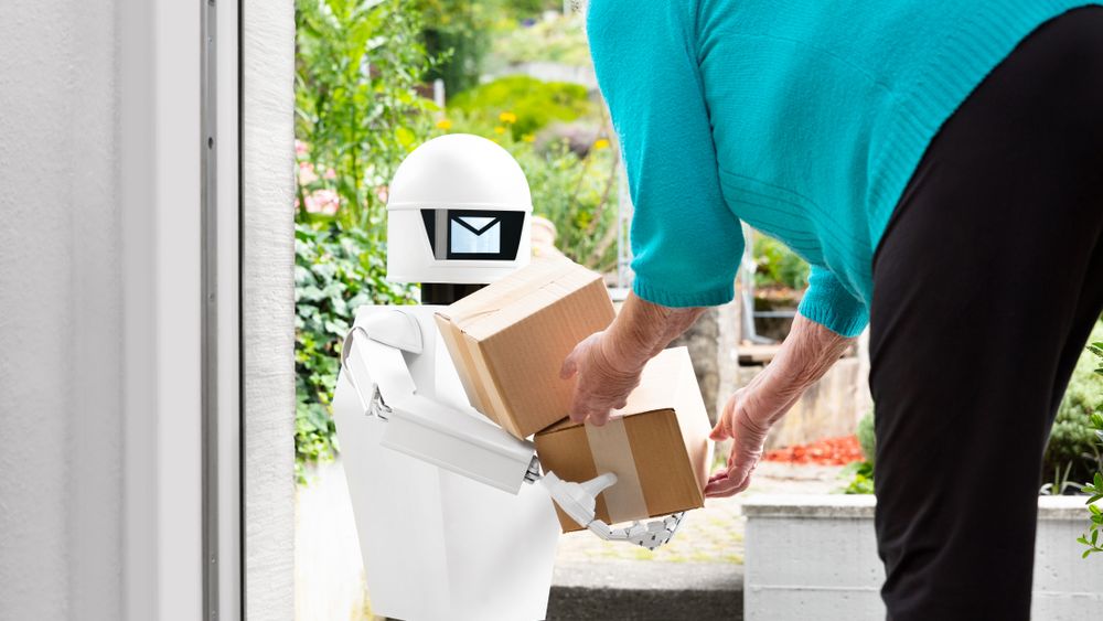 FAN Courier: Roboţii de livrare vor apărea întâi în clădirile mari de birouri