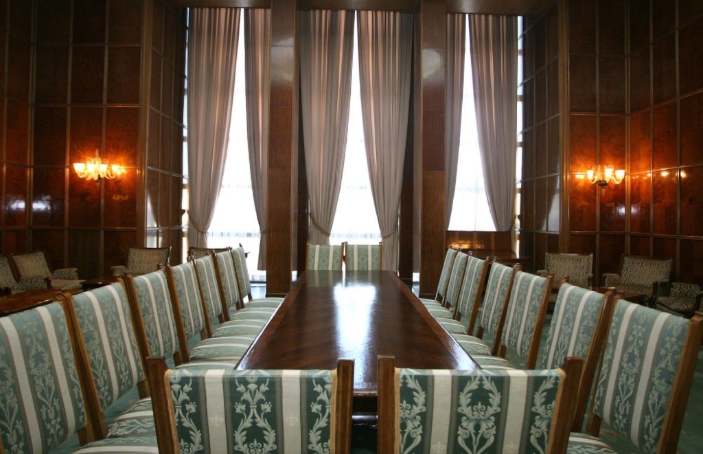 GALERIE FOTO | Clădiri faimoase - Palatul Victoria, lucruri pe care le știai sau nu despre sediul - Imagine 10