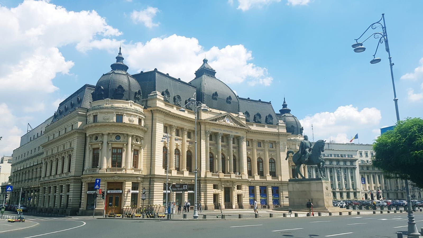 Biblioteca Centrală Universitară „Carol I” (B.C.U.) a devenit prima bibliotecă din țară care acceptă plăți online