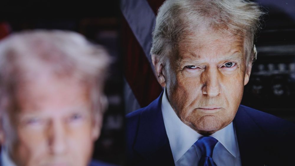 Istoric: E foarte greu să-l compari pe Trump cu cineva, poate doar cu Nero sau Al Capone