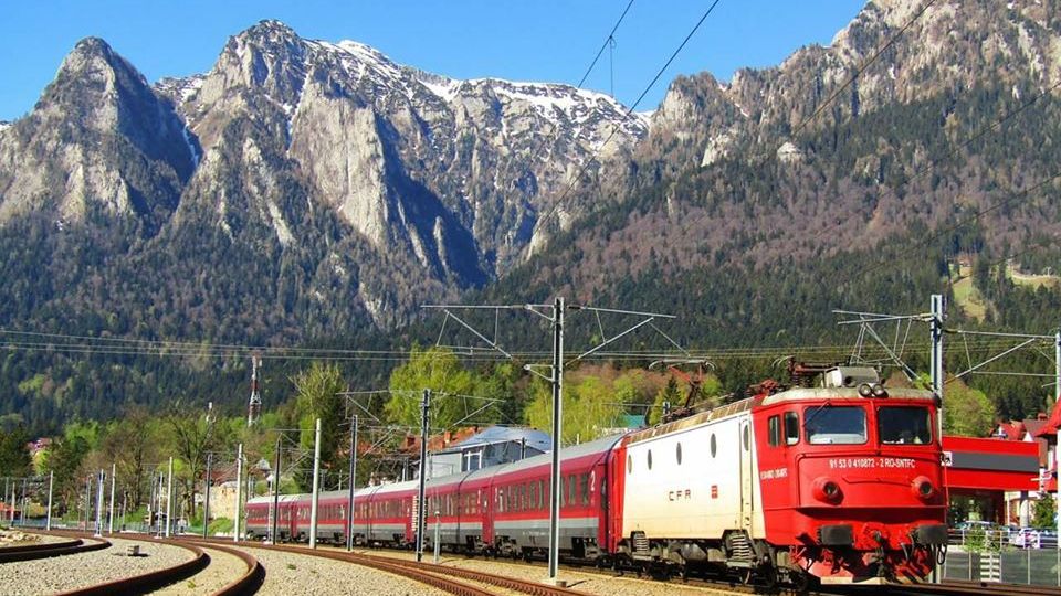 COVID-19 | CFR Călători modifică regulile de rezervare a locurilor în trenuri pentru asigurarea protecției călătorilor pe perioada stării de urgență