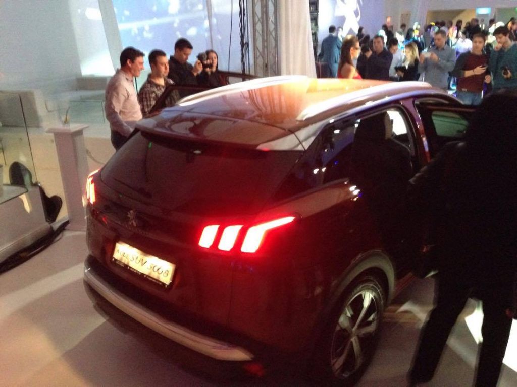 Peugeot 3008 - Imagine 14