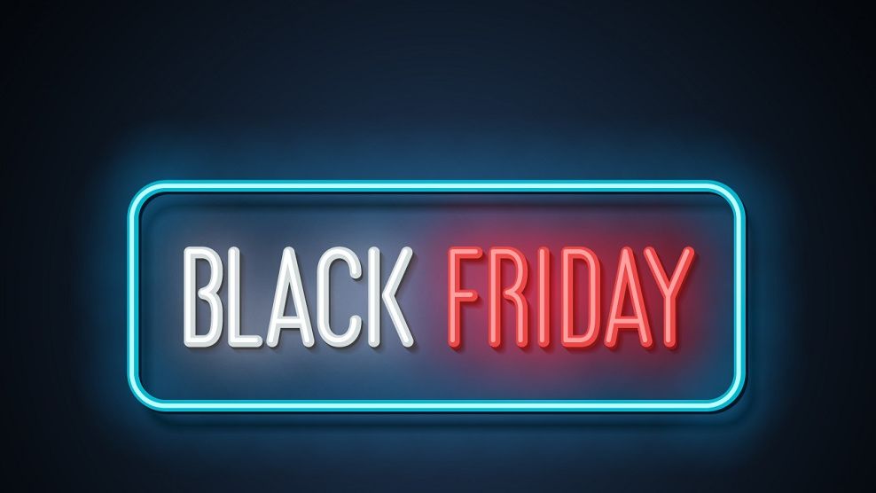 Black Friday 2023. Doar 6 din 10 români își mai permit să facă cumpărături de Black Friday