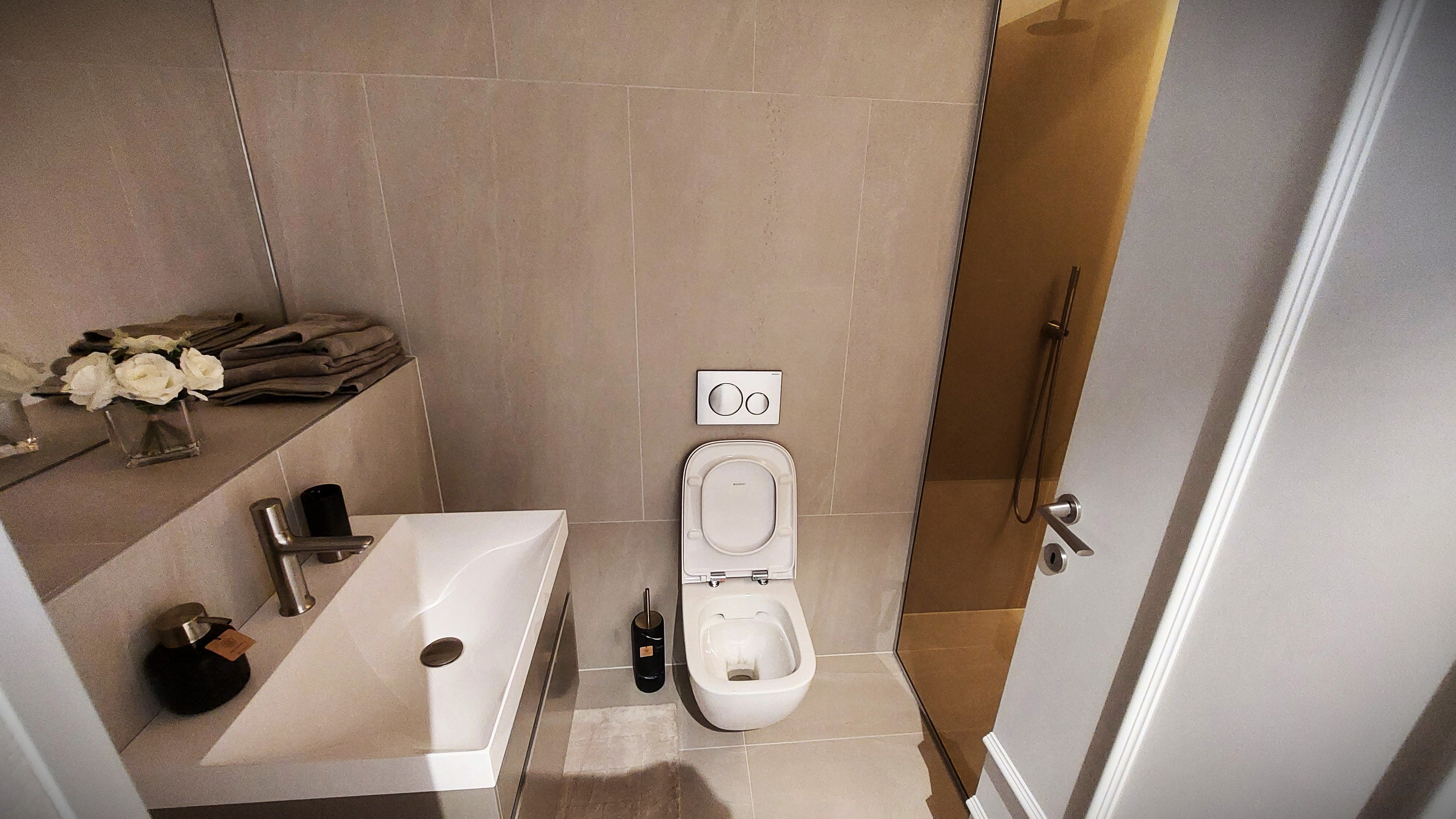 GALERIE FOTO | Cum arată un apartament nou cu trei camere de 170.000 de euro din Pipera - Poza 32