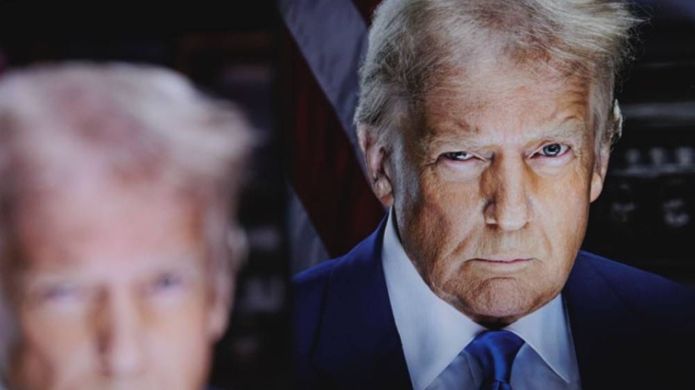 Cât costă să devii american? Trump vinde permise "gold card" cu 5 milioane de dolari