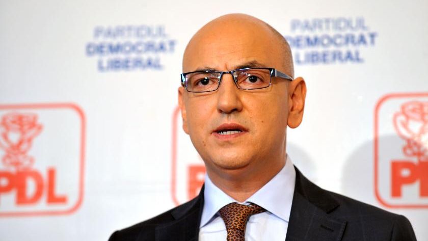 Fostul presedinte al CNAS Lucian Duta, acuzat de luare de mita si pus sub control judiciar