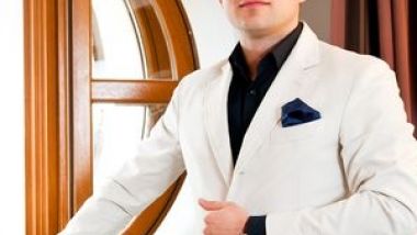 Un an de antreprenoriat masculin elegant in Romania