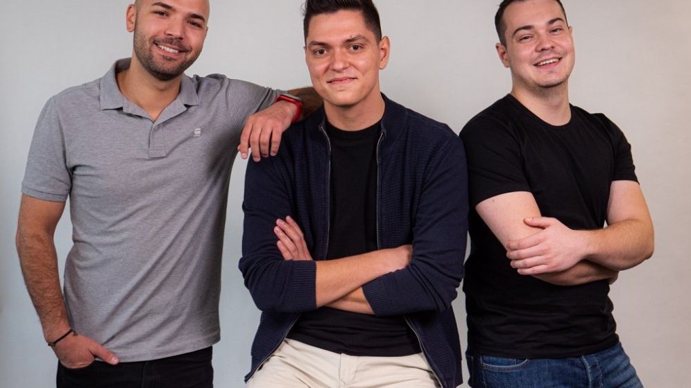 Flip, startup-ul care comercializează smartphone-uri second-hand, primește 6,5 milioane de euro de la eMAG Ventures