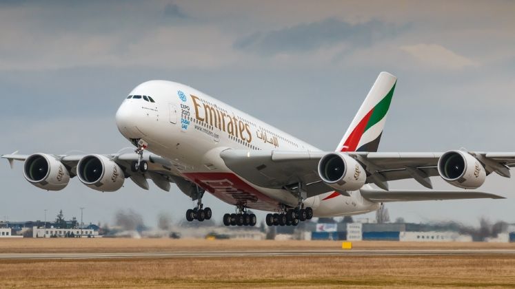 Emirates Airlines cumpara 40 de avioane Boeing in valoare totala de peste 15 mld. dolari