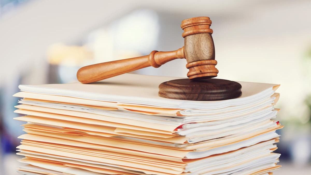 Contestația la executare silită. În ce situații poate fi formulată și care sunt termenele legale