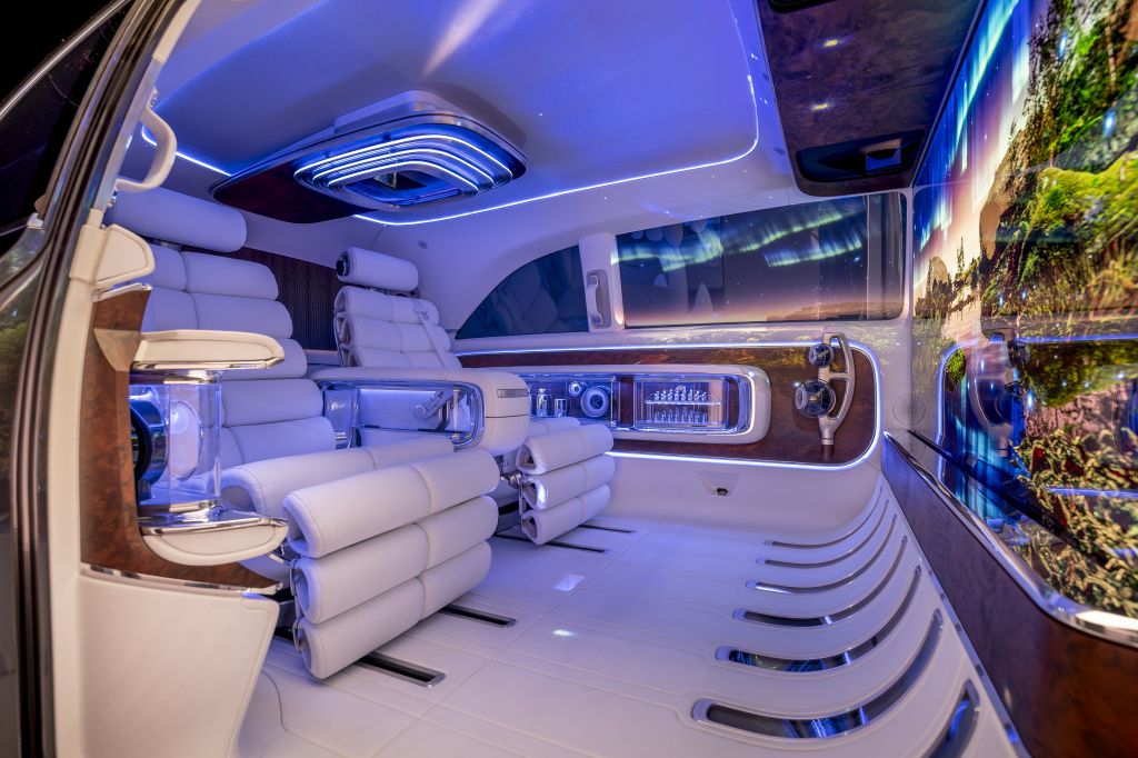 Lux, eleganță și tehnologie fără frână: Mercedes Benz dă startul unei noi ere premium în co - Imagine 25
